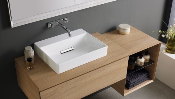 Lavabo Geberit ONE sobre encimera, mueble bajo para lavabo Geberit ONE en encina Lavabo Geberit ONE sobre encimera, mueble bajo para lavabo Geberit ONE en encina